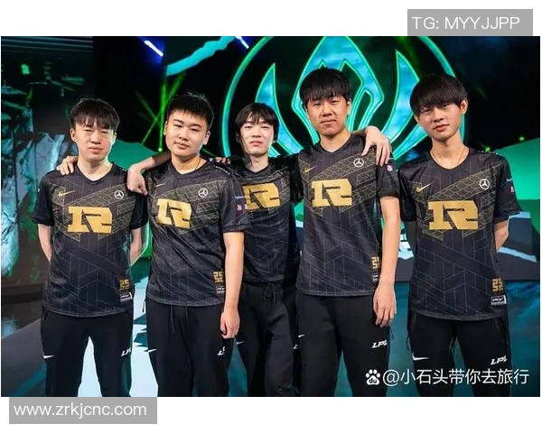 成都乒乓球队意识排行榜荣登第三名展现强大实力与潜力 成都乒乓球队意识排行榜荣登第三名展现强大实力与潜力