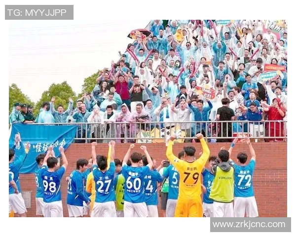 南京足球队实力解析:聚焦球队发展与未来挑战 南京足球队实力解析:聚焦球队发展与未来挑战