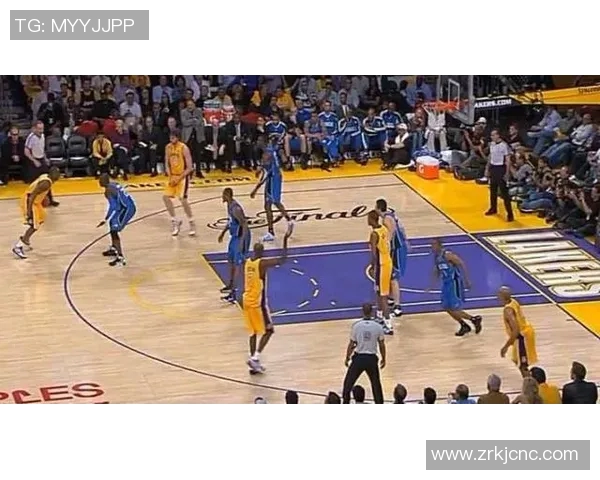 成都篮球队反击战术解析与未来发展展望 成都篮球队反击战术解析与未来发展展望