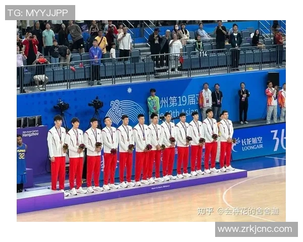 赛后分析:北京篮球队与杭州篮球队实力对比及比赛亮点回顾 赛后分析:北京篮球队与杭州篮球队实力对比及比赛亮点回顾