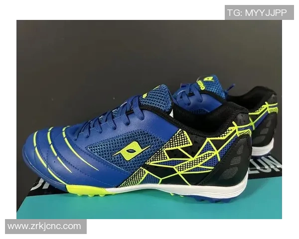 足球明星们的球场之选揭秘他们上脚的顶级足球鞋品牌与款式 足球明星们的球场之选揭秘他们上脚的顶级足球鞋品牌与款式