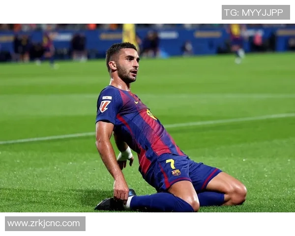 足球明星意外受伤瞬间合集精彩回顾与分析 足球明星意外受伤瞬间合集精彩回顾与分析